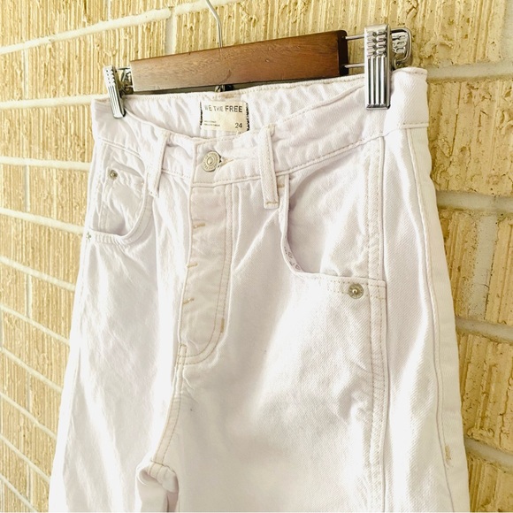 Free People, Good Luck Mid-Rise
Barrel Jeans, 24 - Picture 5 of 15